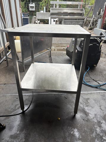 RVS Werktafel 80x70x110cm (B x D x H) Wordt schoongemaakt vo, Ophalen of Verzenden