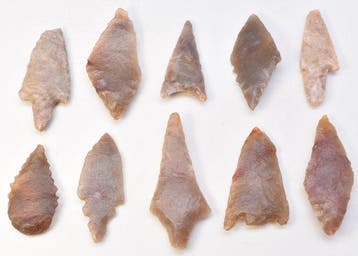 Neolithisch Jasper, Flint Prachtige 10 pijlpunten AA++