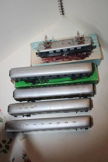 Märklin H0 - 3037 - Train miniature (5) - DB