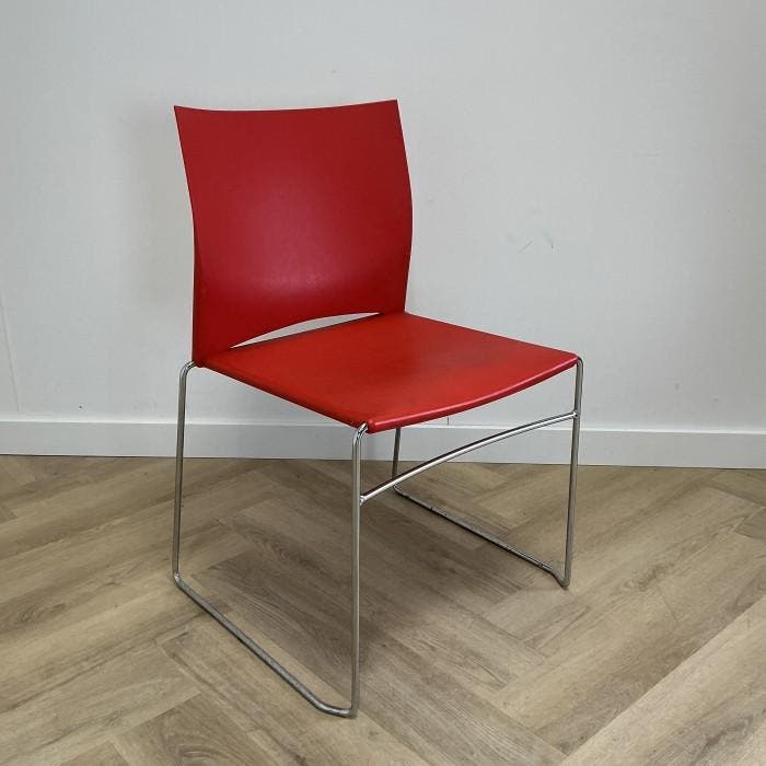 Viasit kantinestoel / stapelstoel, rood - chroom, Huis en Inrichting, Stoelen, Gebruikt, Eén