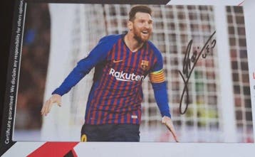 Sportcoa Hand Signed with COA Lionel Messi - 1 Card - Good