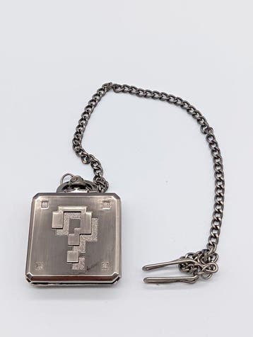 Nintendo - Super Mario Bros. Pocket Watch - Mario & Coin -, Games en Spelcomputers, Nieuw