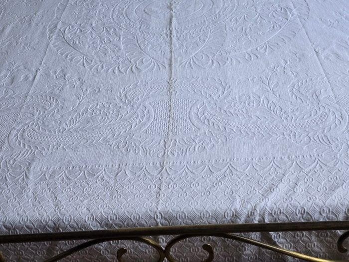 Bedsprei - 240 cm - 280 cm - Antieke uitzet, Antiek en Kunst, Antiek | Tapijten, Tafelkleden en Textiel