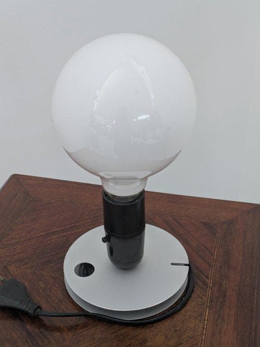 Flos - Achille Castiglioni - Lamp - Gloeilamp - Glas, Metaal, Antiek en Kunst, Antiek | Verlichting