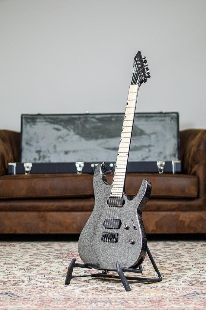 ESP Original M-2 CTM NT Titan | Metal Black Sparkle, Musique & Instruments, Instruments à corde | Guitares | Électriques, Envoi