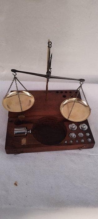 Établissements VIAL - Balance - apothicaire - Laiton nickelé