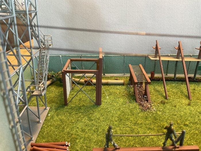 Diverse bouwelementen - Diorama Militair oefenterrein, Hobby en Vrije tijd, Modeltreinen | H0