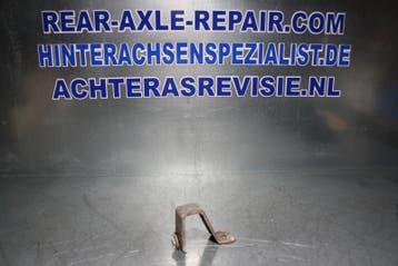 Motorkap opvanghaak Opel Ascona A, Manta A, gebruikt., Verzenden, Gebruikt, Opel