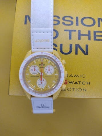 Swatch - MoonSwatch - Mission to the Sun - Sans prix de