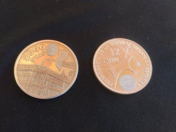 Spanje. 2000 Pesetas, 12 Euro 1994/2002, 2 x Coins (Zonder