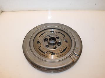 Vliegwiel Audi A3 O70498