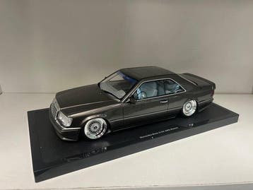 Otto Mobile 1:18 - Modelauto - Mercedes-Benz e class - W124