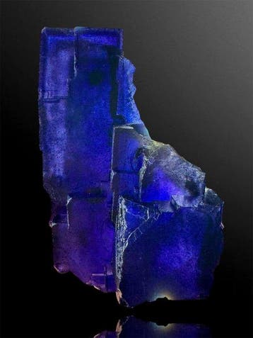 Fluorite couleur top, excellente qualité avec fantôme