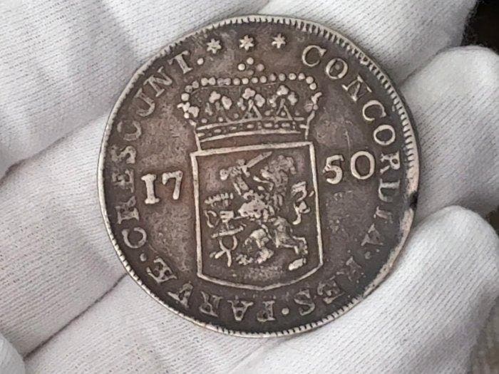 Nederland, Zeeland Zilveren Dukaat 1750 over 1748 overslag /, Postzegels en Munten, Munten | Nederland