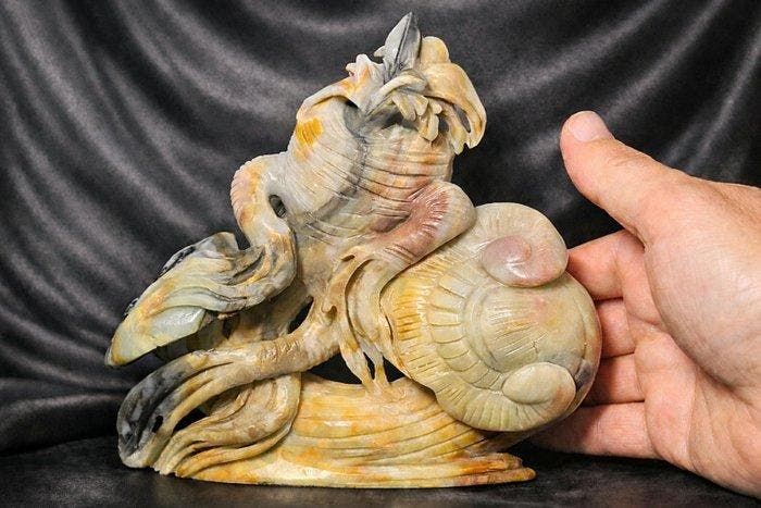 Handgemaakt amazoniet speels Wortelsnijwerk - Hoogte: 190 mm, Antiquités & Art, Curiosités & Brocante