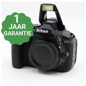 10% korting | Nikon D5300 body | Tweedehands, Verzenden