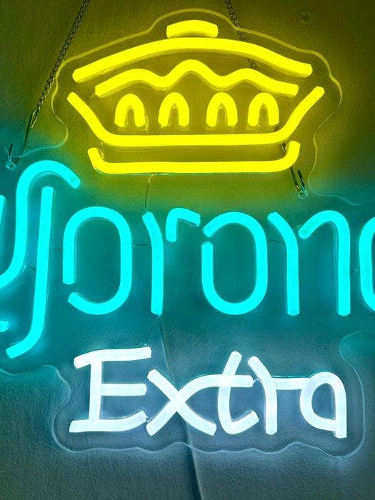 No reserve-Grote Corona led neon met drukknop en dimmer,, Antiek en Kunst, Kunst | Designobjecten