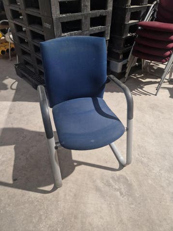 Vergaderstoel comforto d5028 donkerblauw/grijs gebruikt, Zakelijke goederen, Kantoor en Winkelinrichting | Kantoormeubilair en Inrichting