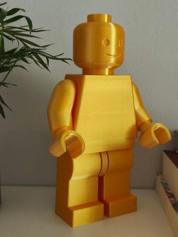 Custom - Golden Big Minifigure