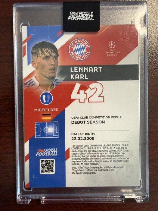 2025/26 Topps UEFA Champions League Lennart Karl /99, Collections, Autocollants