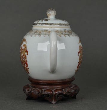 Yongzheng (1722-1735) - Theepot (2) - De Neufville-theepot -