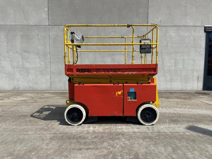Veiling: Schaarlift ITECO IT 12151 Elektrisch 2007, Articles professionnels, Machines & Construction | Ascenseurs, Échafaudages & Échelles