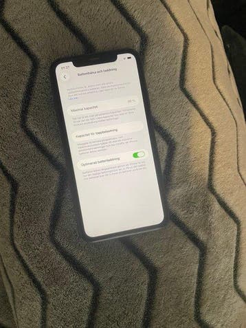 Apple iPhone 11 - Mobiele telefoon