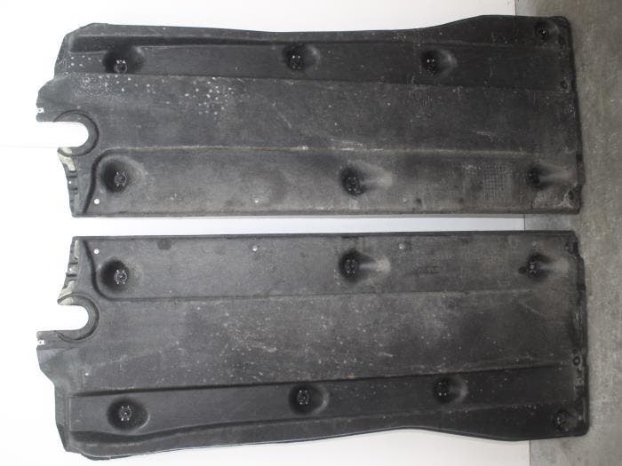 Beschermplaat bodem Volkswagen Touran O117926, Autos : Pièces & Accessoires, Moteurs & Accessoires