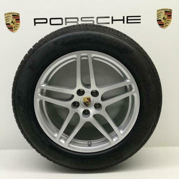 Porsche Macan ORIGINELE 18inch sport met winterbanden, Ophalen, Velg(en)
