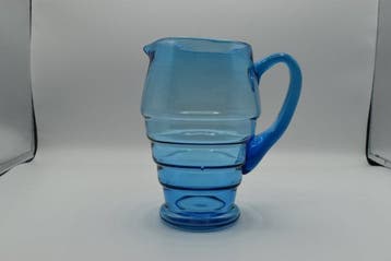 Verreries de Scailmont (Manage) - Carafe - Nervures