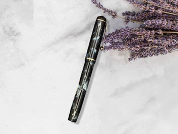 Conway Stewart - 286 Marbled Celluloid Vintage - 14K Gold, Nieuw