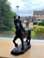 BvZ - Beeldje - Beeld van een Fries Paard - Neoliet