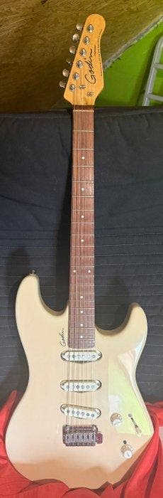 Godin - Progression - - Elektrische gitaar - Canada - 2009, Musique & Instruments