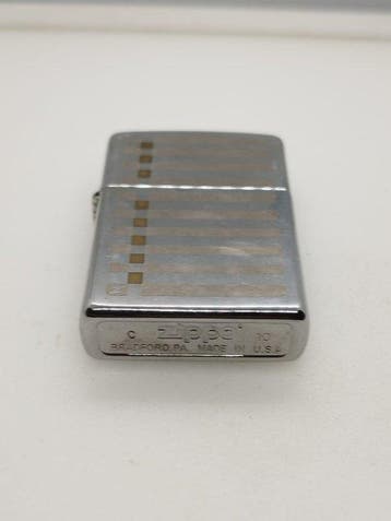 Zippo - Zippo Jewelry de metal cromado pulido con un grabado, Nieuw