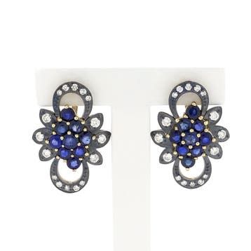 Goud/zilveren oorhangers met saffier en diamant; Ca. 0,51..., Handtassen en Accessoires, Oorbellen, Gebruikt, Ophalen of Verzenden