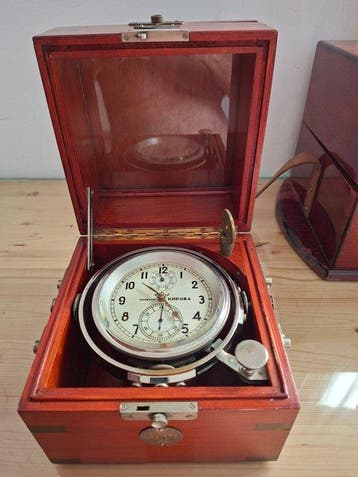 Tweedaagse scheepschronometer - First Moscow Watch Factory