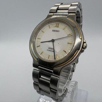 Seiko - Seiko Mens Quartz 8N41-6220 JDM Titanium Dress Watch