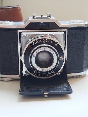 Zeiss Ikon Ikonta 35 model 522/24 with Novar-Anastigmat