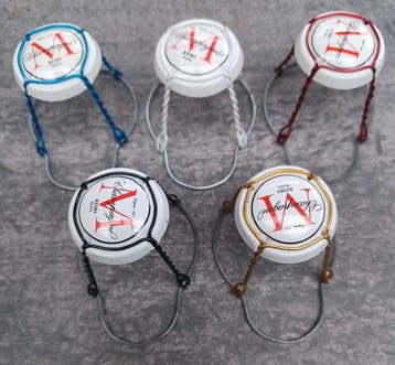 Collectie champagnecapsules - Zeldzaam - op hun, Antiek en Kunst