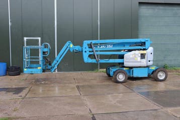 Veiling: Knikarmhoogwerker Genie Z-45/25J Elektrisch + Diese, Ophalen
