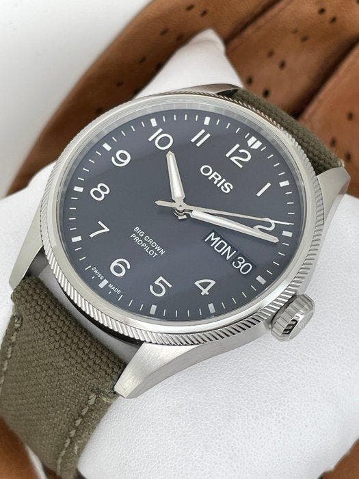 Oris - Big Crown Pro Pilot Big Day Date Automatic - 01 752, Bijoux, Sacs & Beauté, Montres | Hommes