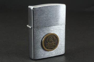 Zippo - 10th Anniversary Commemorative Emblem - Zonder