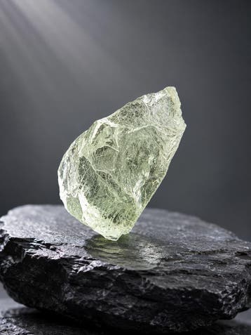 Natural Heliodor - 4.815 ct - rough Heliodor - Natural Beryl, Handtassen en Accessoires, Overige Accessoires, Verzenden, Nieuw