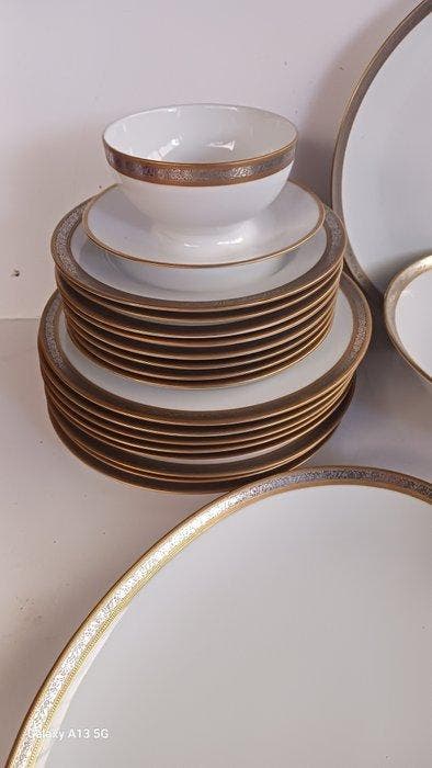 Eschenbach - Tafelservies (38) - Porselein, Antiquités & Art, Antiquités | Meubles | Tables