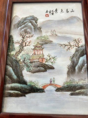 Antieke Chinese Porseleinen Plaquette in Houten Lijst –