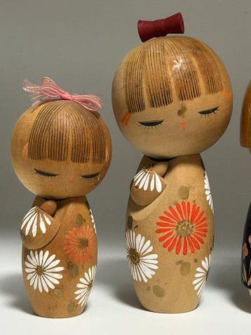 Poupées Kokeshi japonaises vintage et créatives – 4 pièces –