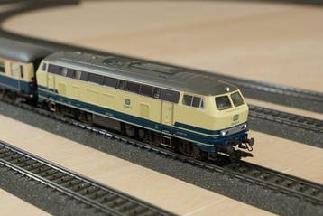Märklin H0 - 39215 - Locomotive diesel (1) - BR 218 - DB
