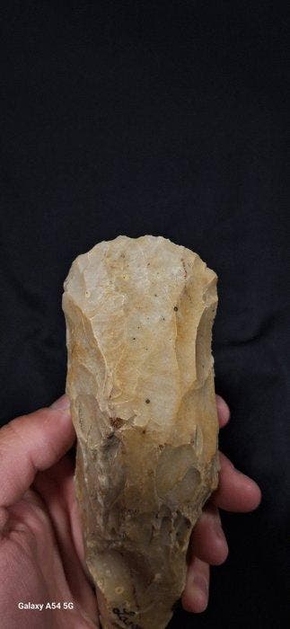Neolithisch Vuursteen Gepolijste biface bijl, neolithisch, Collections, Minéraux & Fossiles