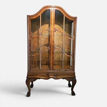 Chippendale - Vitrinekast - Walnoot