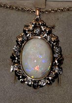 Pendentif - 18 carats Or jaune - 31.00ct. tw. Opale -